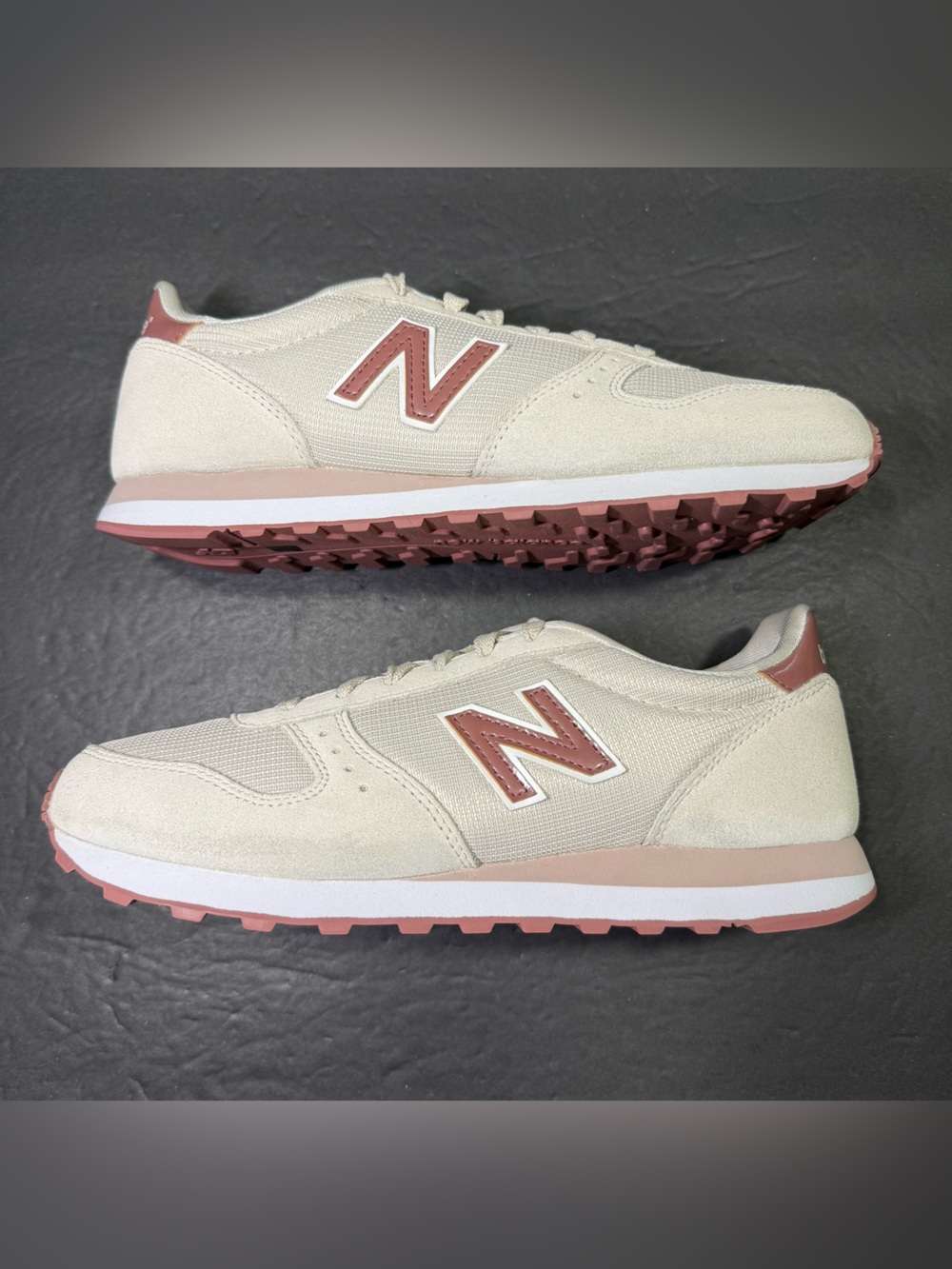 New Balance 311 Women’s Cream Pink Sneakers Shoe Size- 11